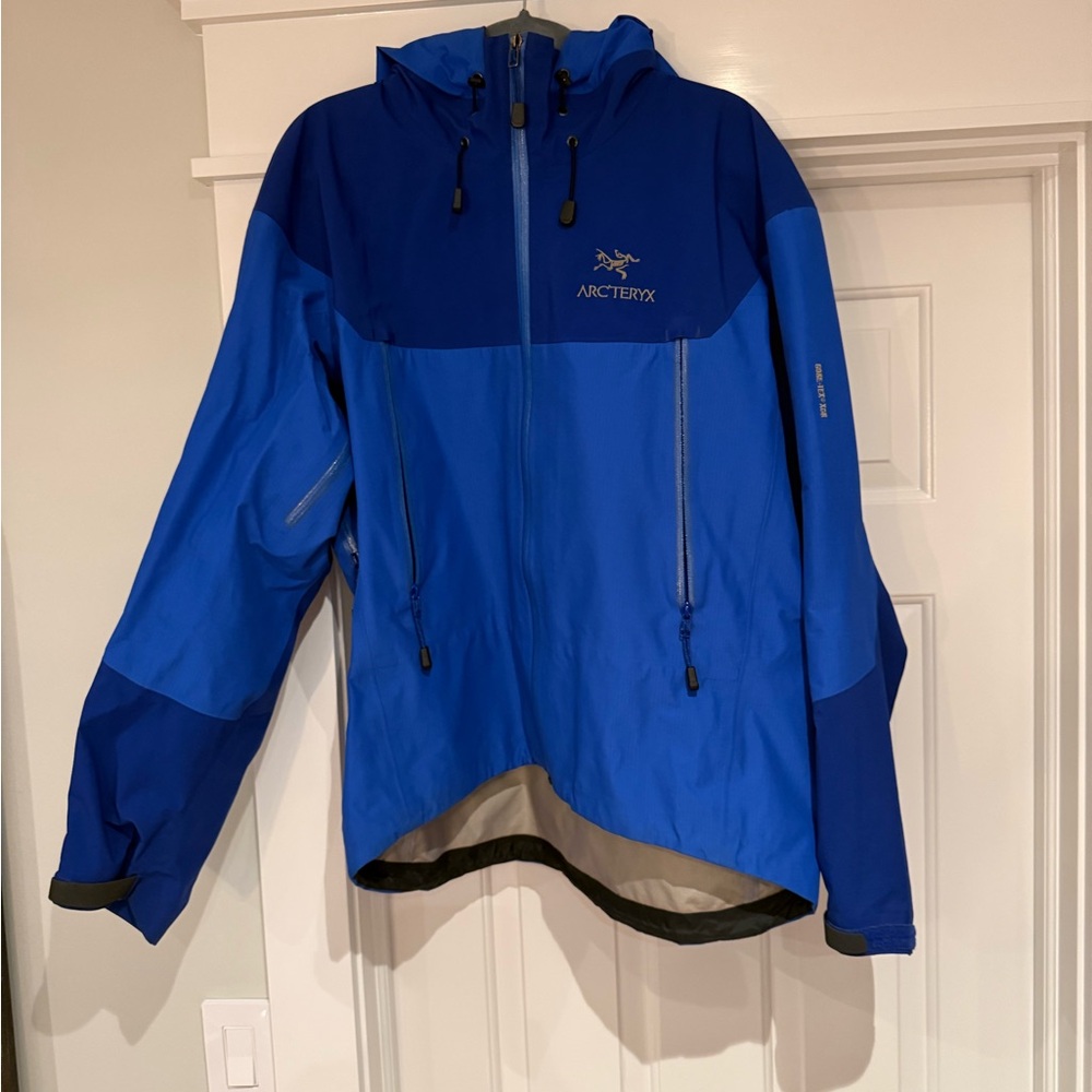 Arc'teryx Two-Tone Blue Jacket